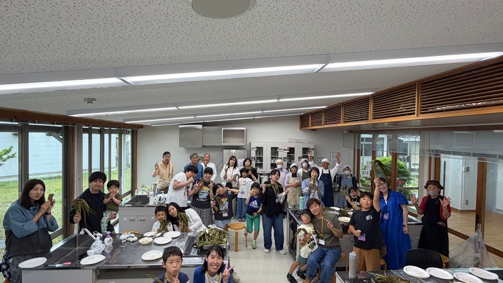 わがまちのお宝プロジェクト第1回 ちまきづくり体験の参加者全員の集合写真