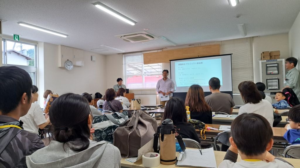 栗園再生プロジェクトのメンバーが活動の体験談を語る